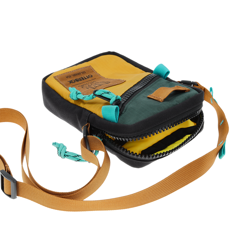 product image 2 - Mini Shoulder Bag OtterBox X Topo Designs