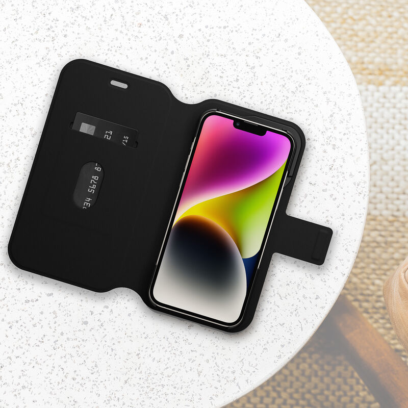 product image 4 - iPhone 14 Plus Hoesje Strada Via-serie